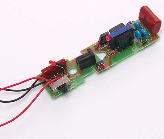 滅蚊拍上輕觸開(kāi)關(guān)和撥動(dòng)開(kāi)關(guān)的應(yīng)用