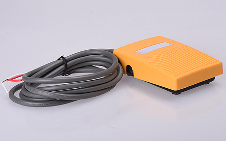 腳踏開(kāi)關(guān)