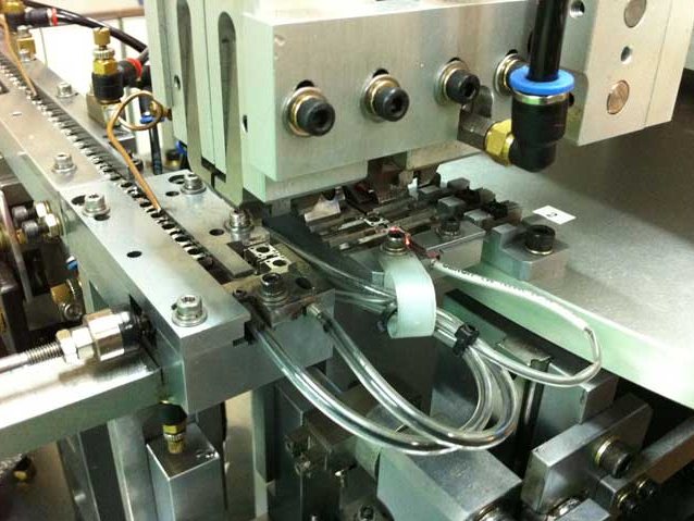 輕觸開關(guān)自動化檢測設(shè)備